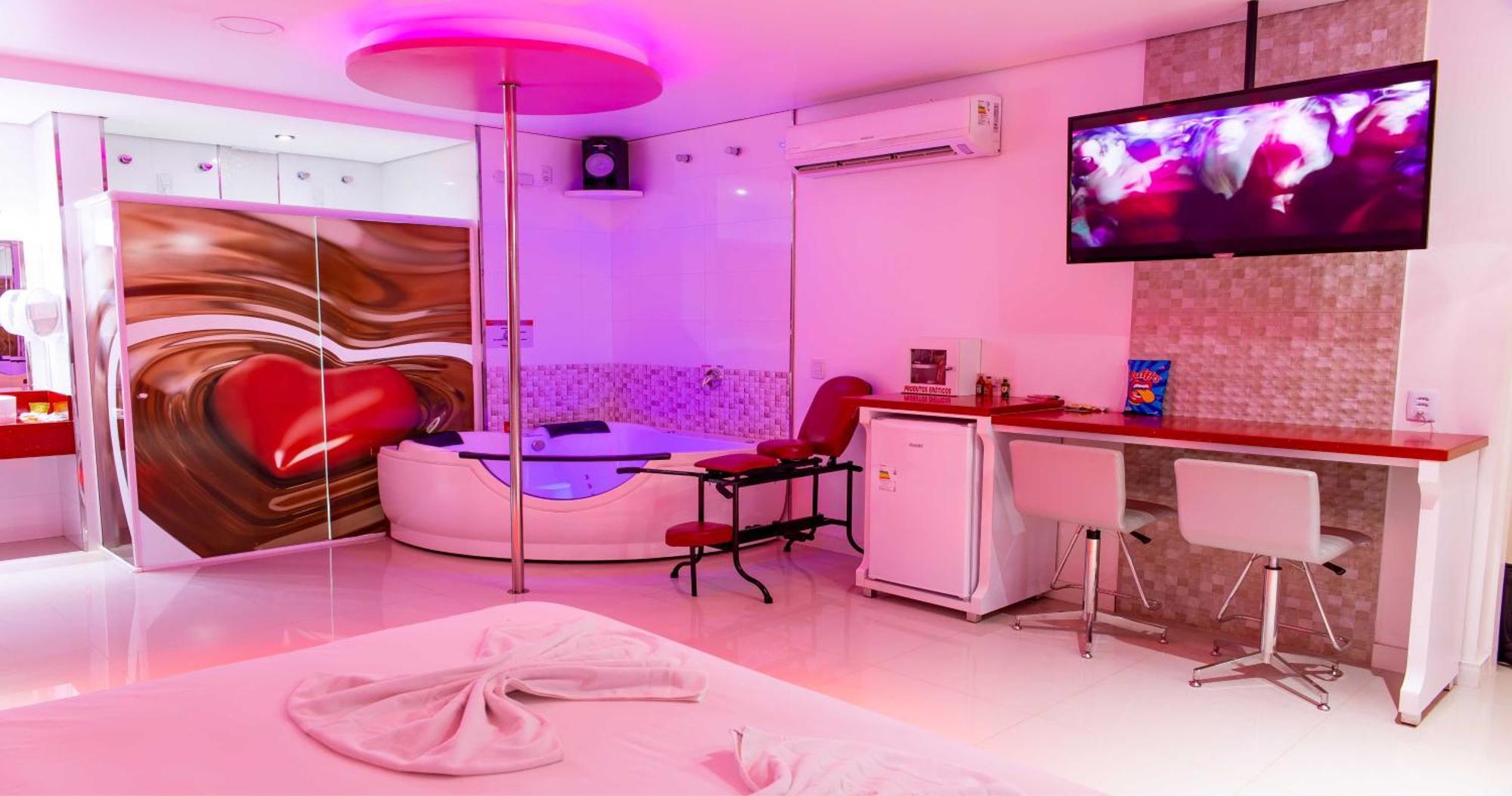 Motel Drive In T - Prolongamento Da Avenida Getulio Vargas Facil Acesso Ao Shopping Patio Chapecó Extérieur photo